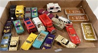 Tray lot of Hot Wheels and Matchbox cars     808