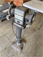 Craftsman 1/2 hp 6" Pedestal bench grinder