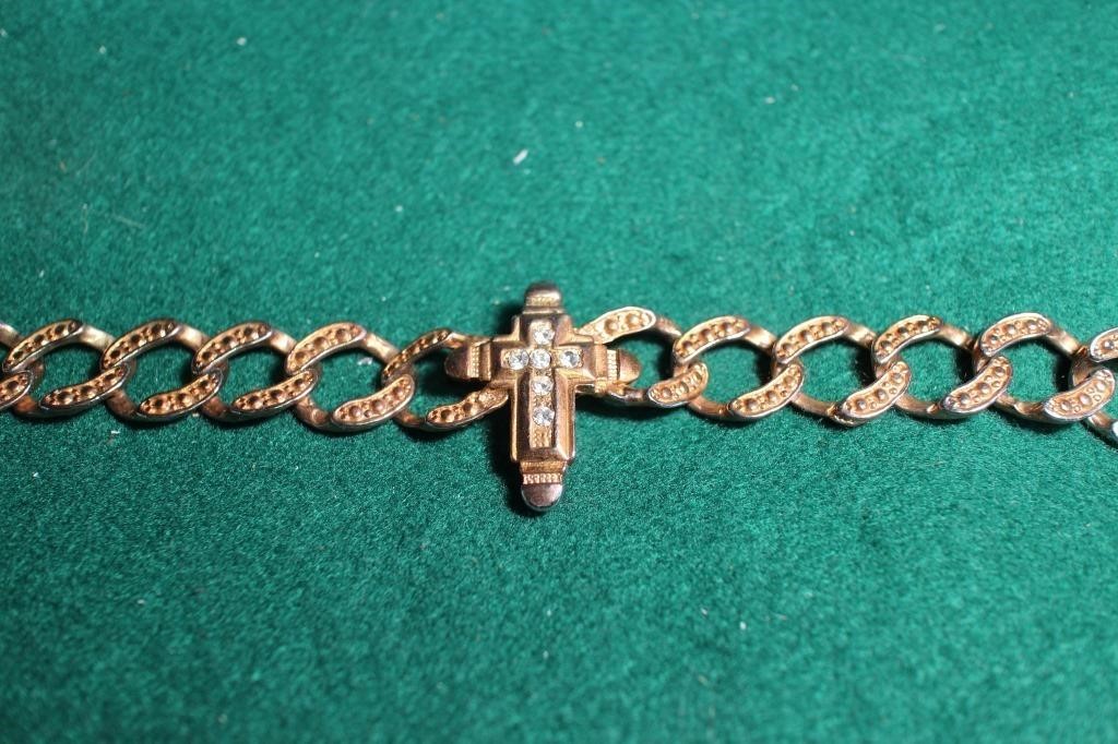 Heavy Chain Cross Bracelet