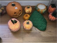 Fall Decor & Pumpkins in Group