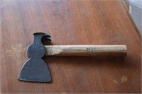 VINTAGE NOTHERN PACIFIC RAILROAD AXE ! -OK-1