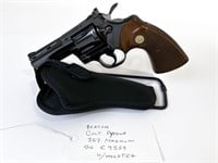 Colt Python 357 Magnum w / holster