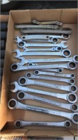 FLAT OF RATCHETING WRENCHES
