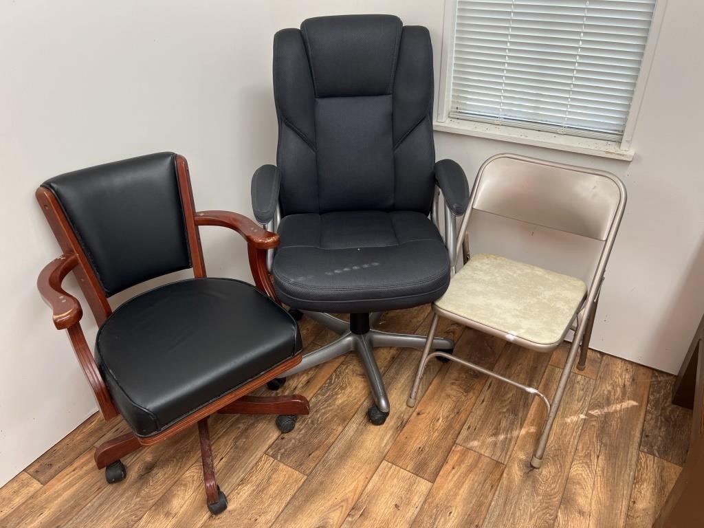 2 Office Chair and Folding Chair
