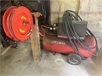 Craftsman 33 gallon air compressor, air hose on