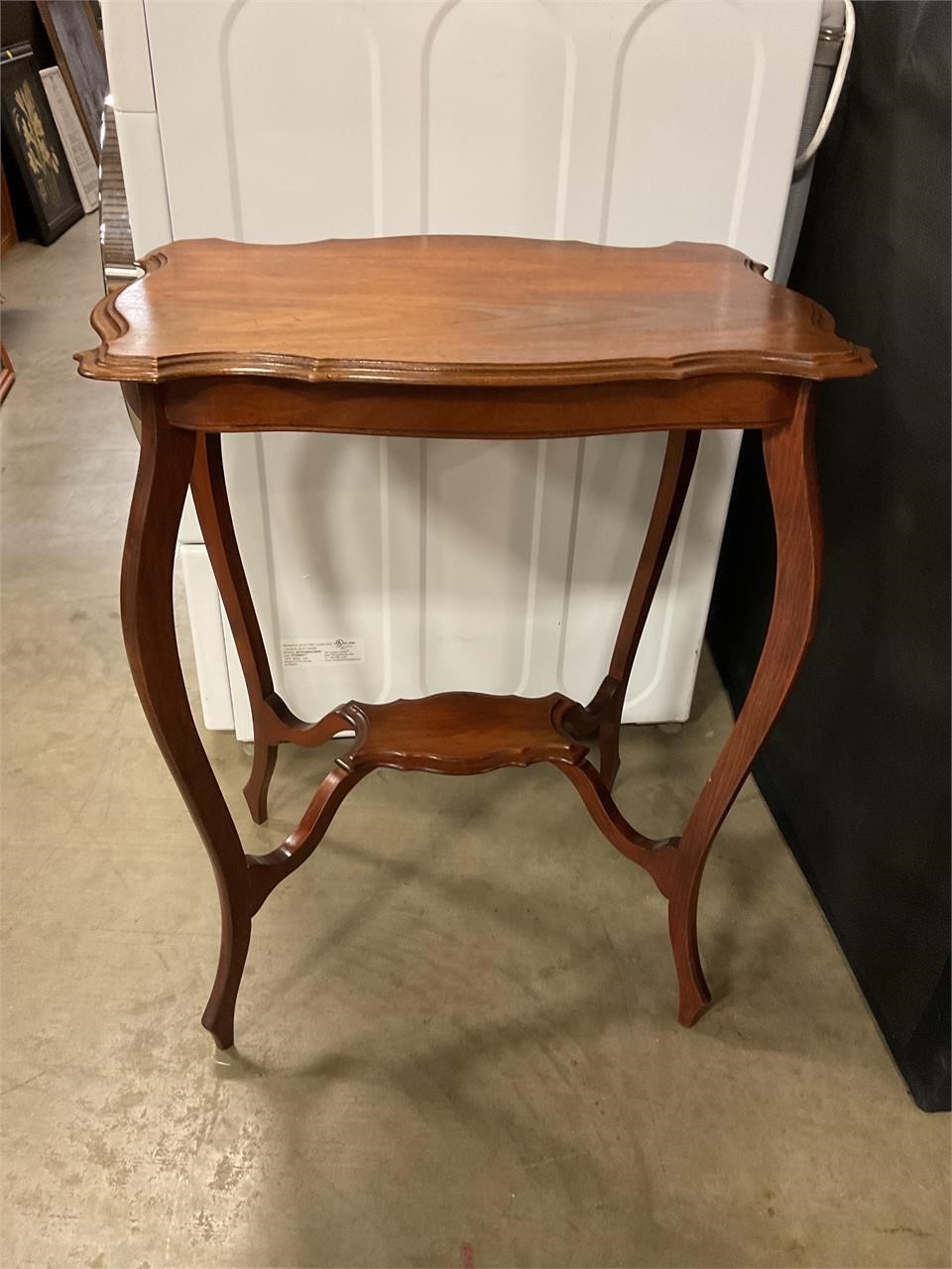 16x24 side table