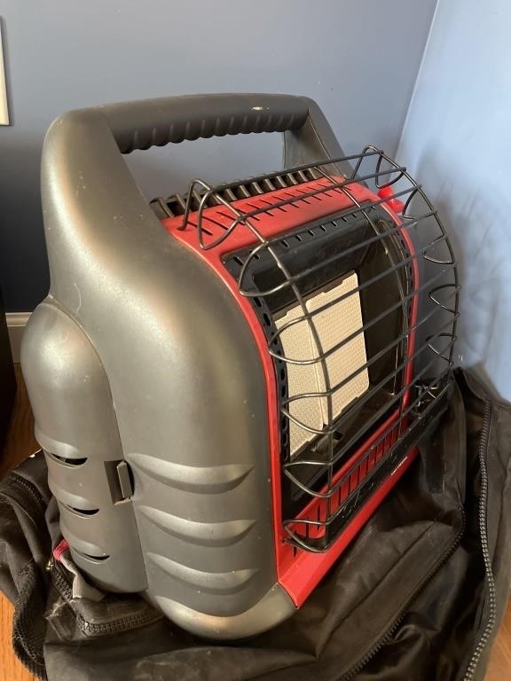 MR. HEATER PORTABLE HEATER IN TRAVEL BAG