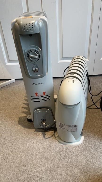 2 PORTABLE SPACE HEATERS