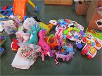 LOT OF CHILDRENS TOYS : V-TECH, FISHER PRICE, &