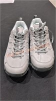 Woman's 7.5W Hiking Shoes