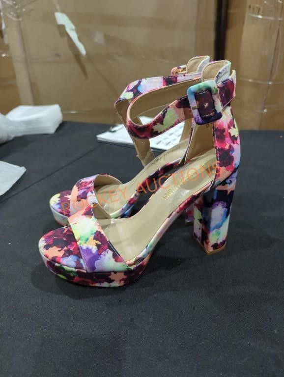 Women's dream pairs 8.5 heels