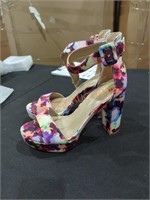 Women's dream pairs 8.5 heels
