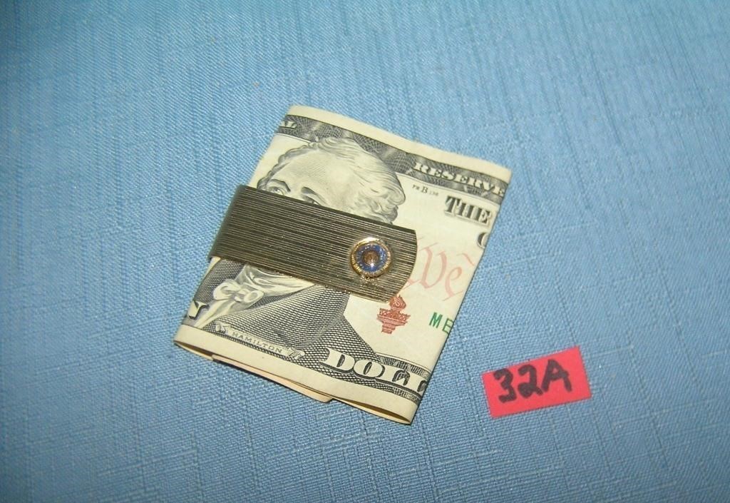 Vintage gold plated money clip