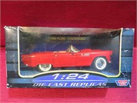 Motor Max 1956 Ford Thunderbird 1:24 Die Cast Car