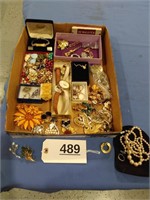 Assorted Jewelry w/Keys & Watches