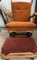Vintage Gliding Chair With Footrest