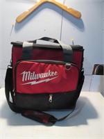 MILLWAUKEE TOOLBAG WITH CONTENT