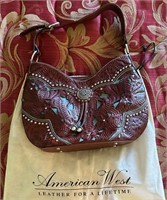 V - AMERICAN WEST LEATHER PURSE (M52)