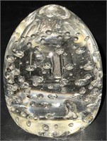 Murano-Style Bulicante Art Glass Egg Paperweight