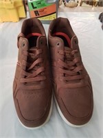 Nice levi brand tennis shoes Brown size 11
