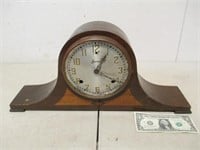 Vintage Sessions No. 811B Mantle Clock