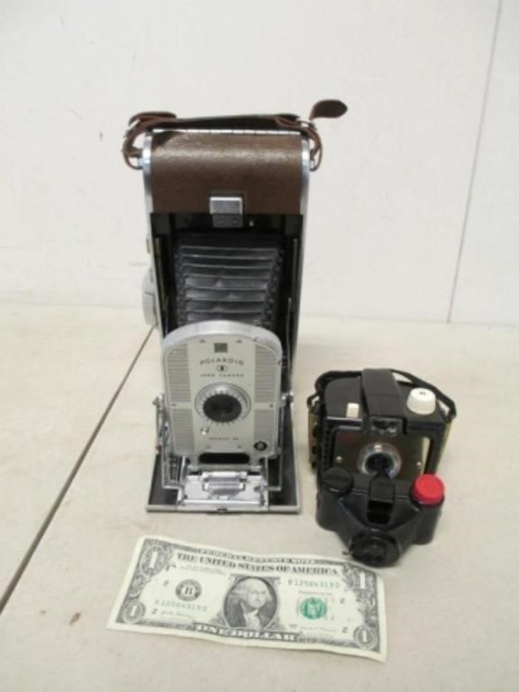 Polaroid Model 95 Folding Land Camera &