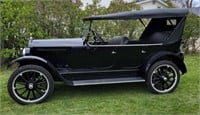 1923 Gardner motor car rare! Completely