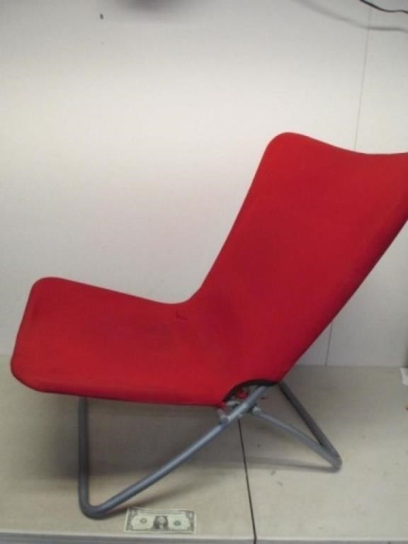 Foldable/Collapsible Red Chair w/ Metal Frame