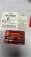 Lee loader