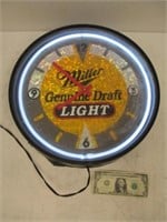 Vintage Lighted Miller Genuine Draft Light Clock