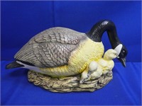 Holland Ceramic Goose & Chicks Figurine