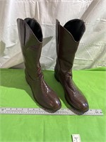 New cowboy boots, unknown size