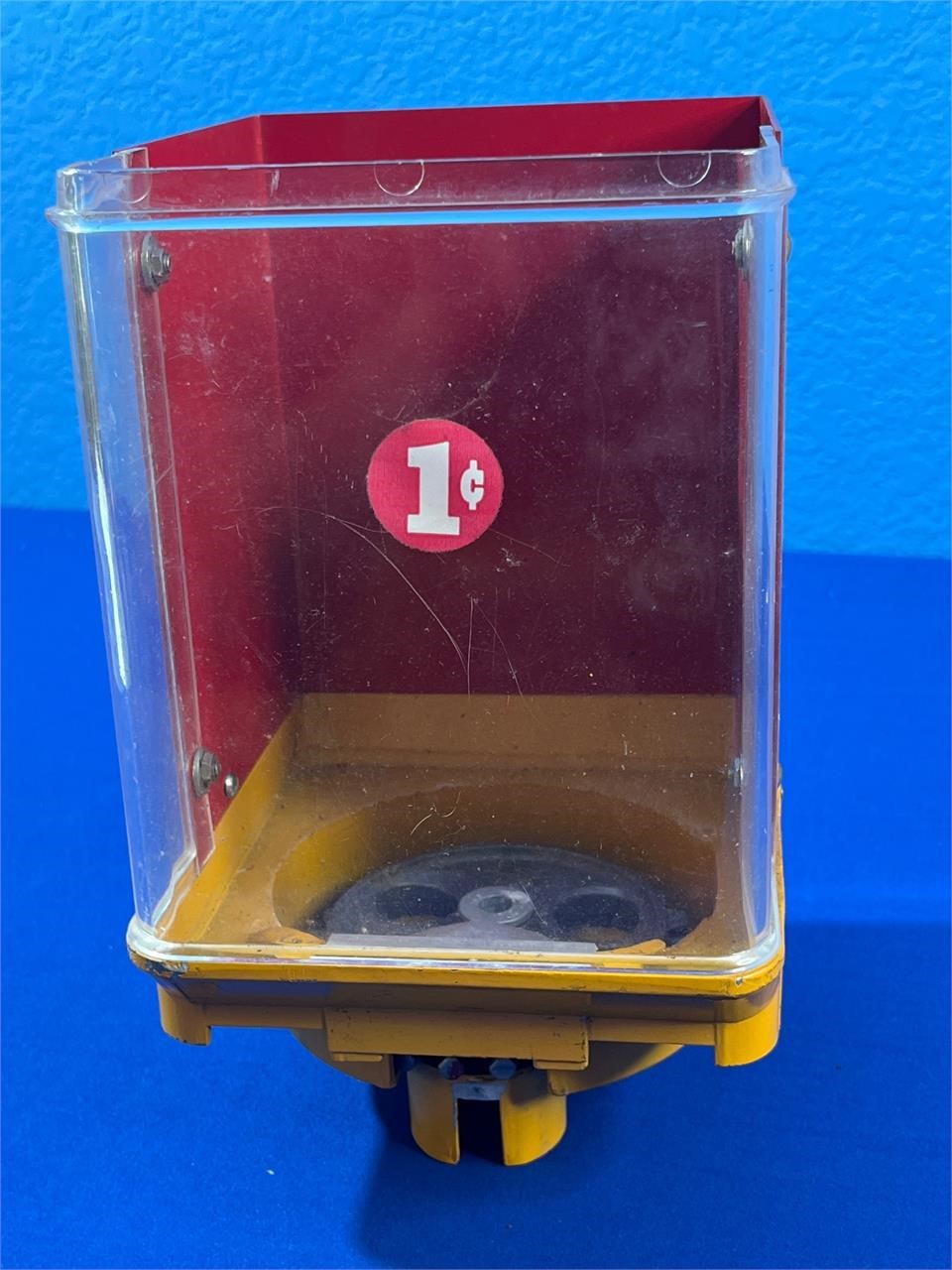VINTAGE GUMBALL MACHINES, PARTS & PRIZES