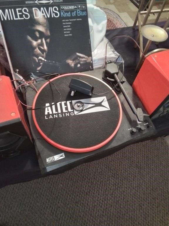 Altec Lansing turntable and speakers with a