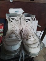Pair of black & white Nike high top size 12