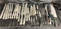 KITCHEN KNIFE LOT / OVER 30 PCS