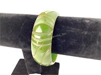 Carved green Bakelite bangle bracelet 34 grams