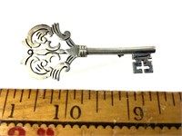 Mexican Sterling key pin 9 grams