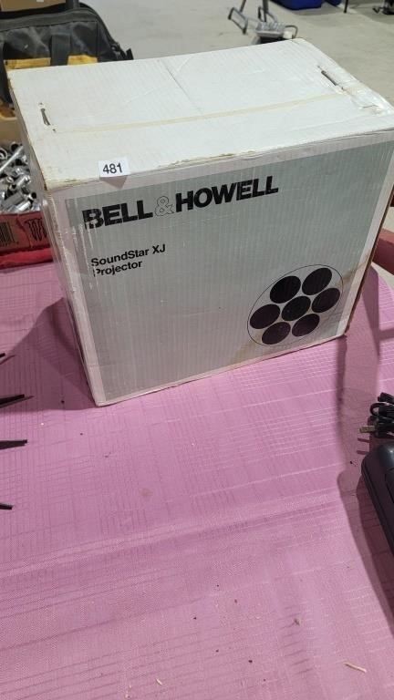 Bell and howell sound star projector in the box