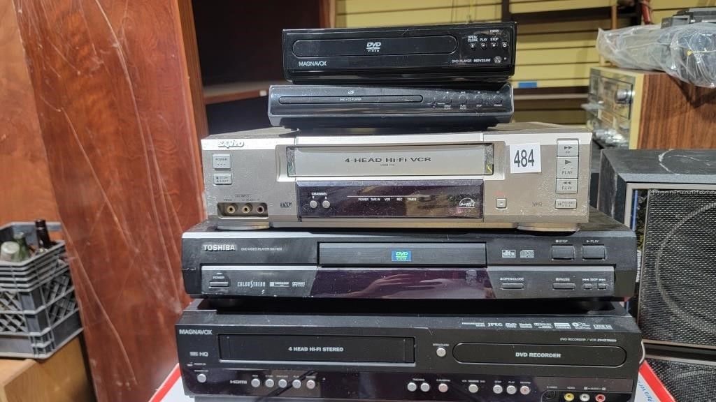 Vhs and DVD players
