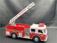 Tonka Fire Department Fire Truck 2000