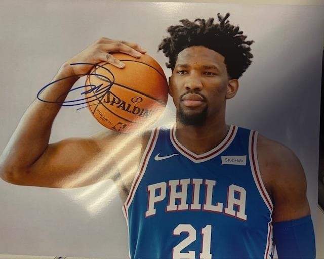 76ers Joel Embiid Signed 8x10 with COA