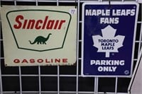 SINCLAIR AND TORONTO MAPLE LEAFS SIGNS