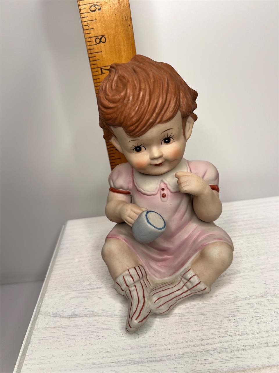 VTG Decorative Ceramic Little Girl Holding Cup