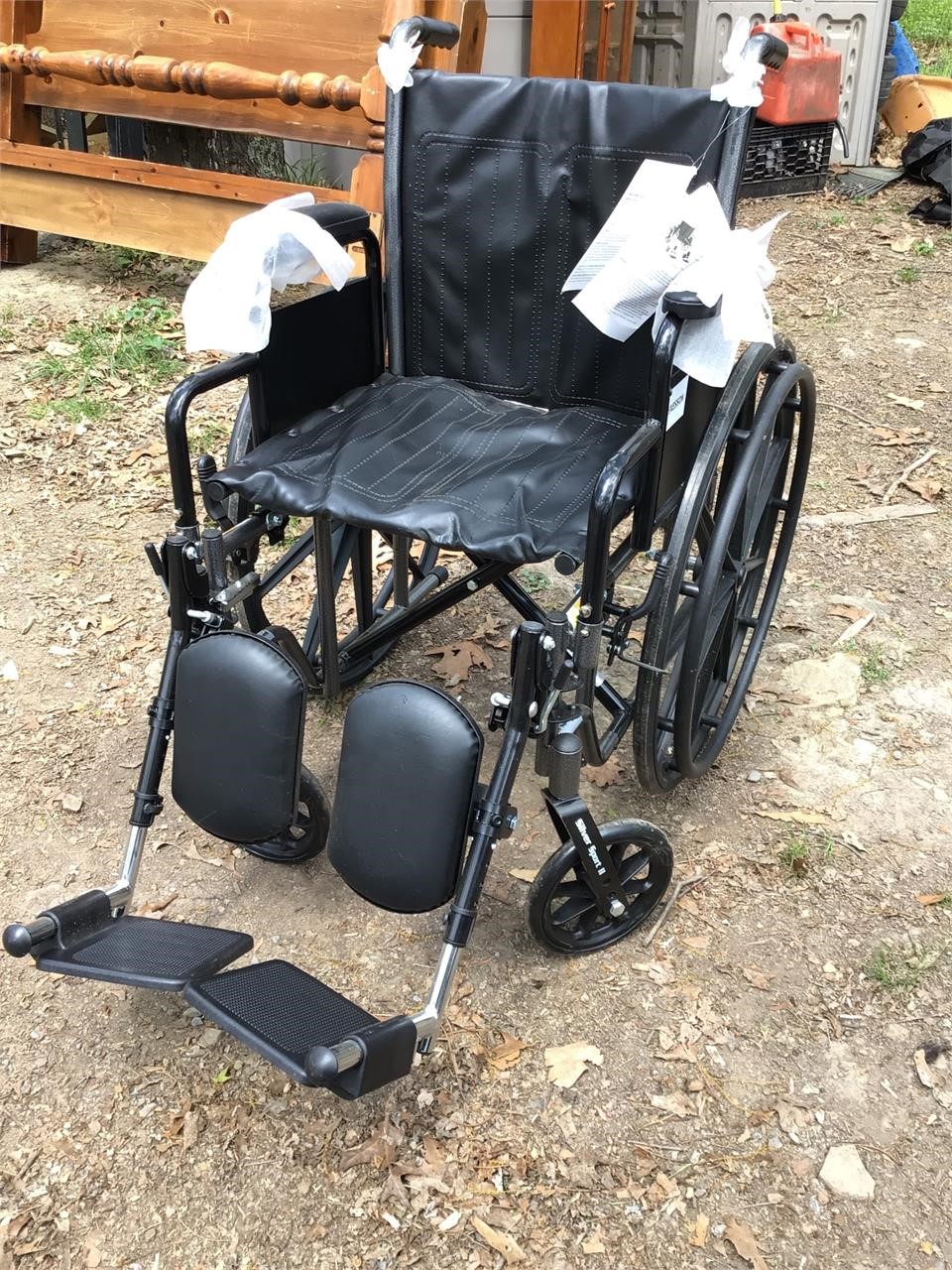 Wheel Chair New adjustable legs silver sport II