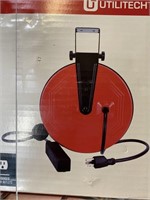Utilitech Retractable Cord Reel With Outlets 30’