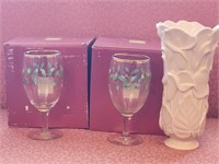 8 Lenox Holiday iced beverage glasses and green