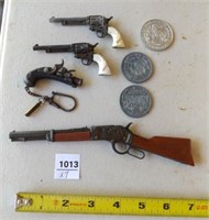 Miniature guns, pistols, rifle 3"