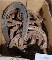 FLAT OF ASSORTED HORSE SHOES