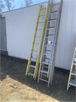 (3) Extendable Ladders